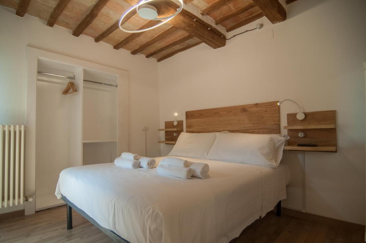 Готель Umbrian Concierge - La Casa Dei Pellari Перуджа Екстер'єр фото