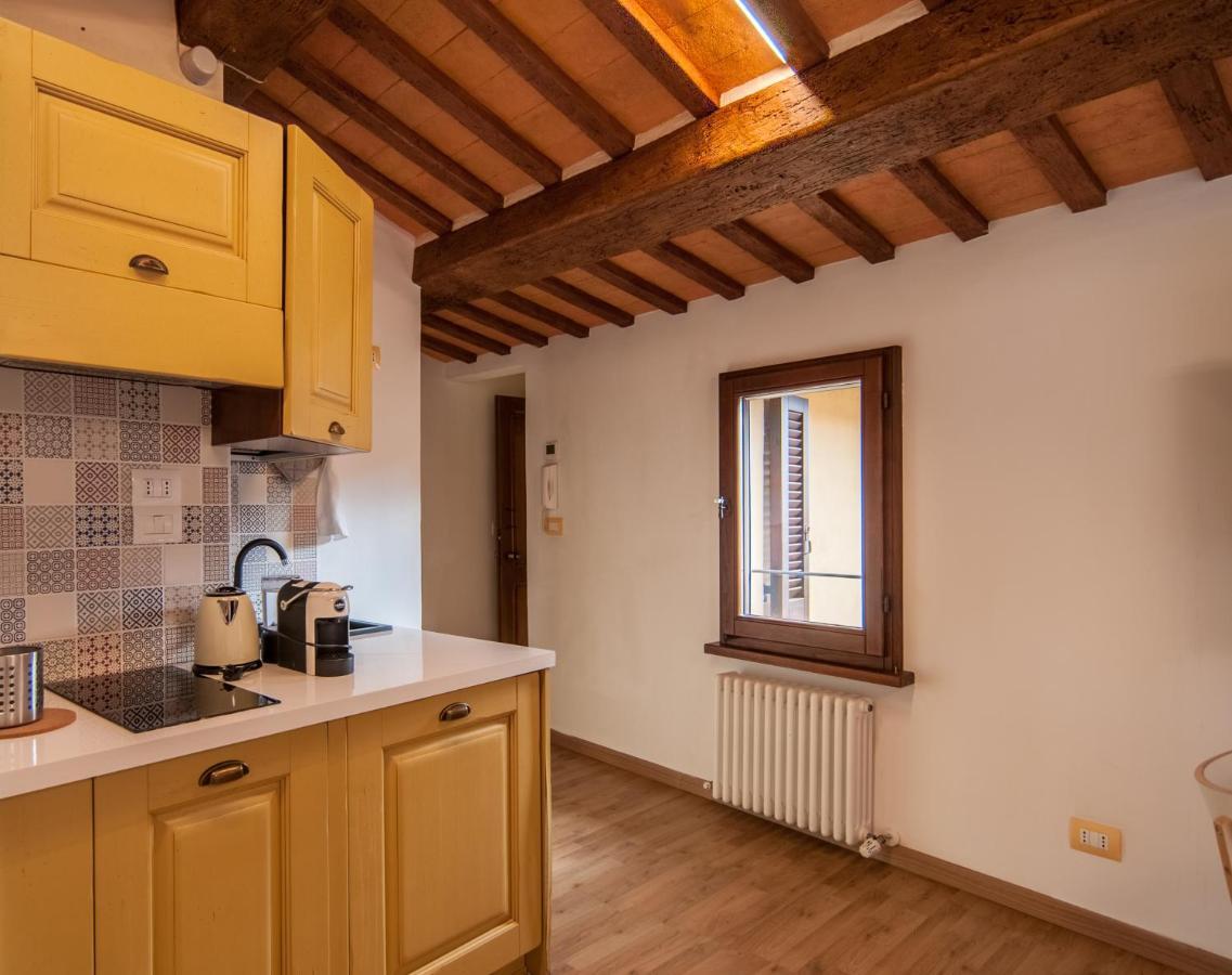 Готель Umbrian Concierge - La Casa Dei Pellari Перуджа Екстер'єр фото