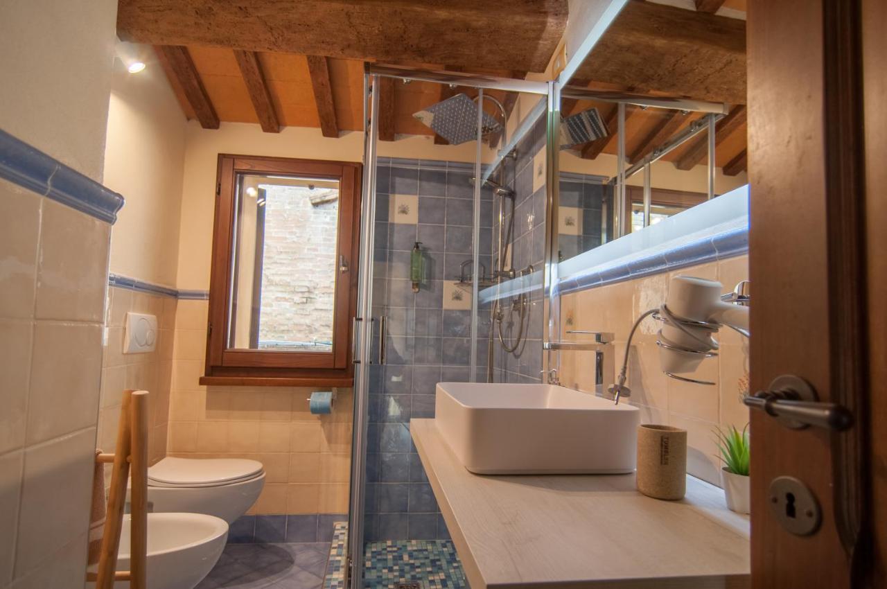 Готель Umbrian Concierge - La Casa Dei Pellari Перуджа Екстер'єр фото