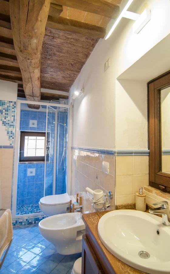 Готель Umbrian Concierge - La Casa Dei Pellari Перуджа Екстер'єр фото